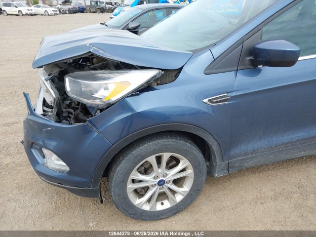 12644278 :رقم المزاد ، 1FMCU9GD5JUB77759 vin ، 2018 Ford Escape Se مزاد بيع
