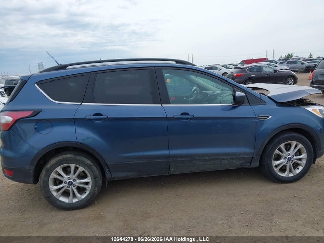 12644278 :رقم المزاد ، 1FMCU9GD5JUB77759 vin ، 2018 Ford Escape Se مزاد بيع