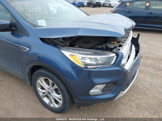 12644278 :رقم المزاد ، 1FMCU9GD5JUB77759 vin ، 2018 Ford Escape Se مزاد بيع
