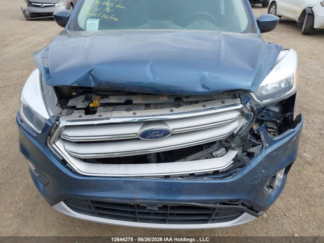 12644278 :رقم المزاد ، 1FMCU9GD5JUB77759 vin ، 2018 Ford Escape Se مزاد بيع