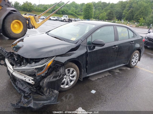 Toyota COROLLA LE 2021 5YFBPMBE5MP243688 Image 2