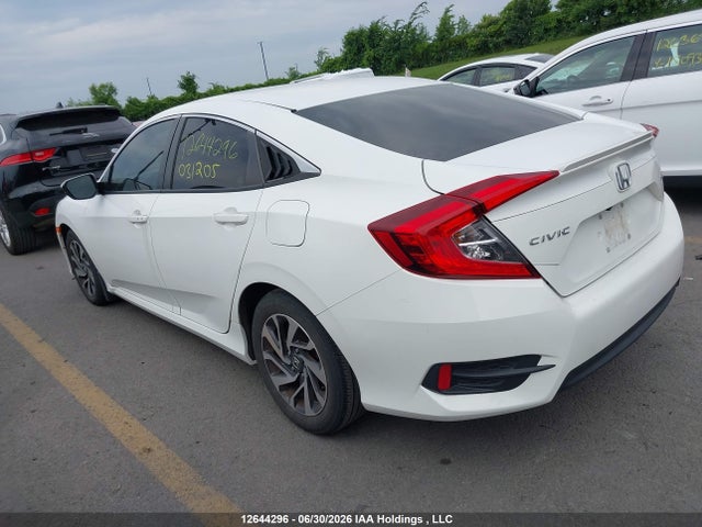 Honda CIVIC SE 2018 2HGFC2F67JH031205 Image 14