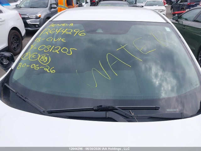 Honda CIVIC SE 2018 2HGFC2F67JH031205 Image 17