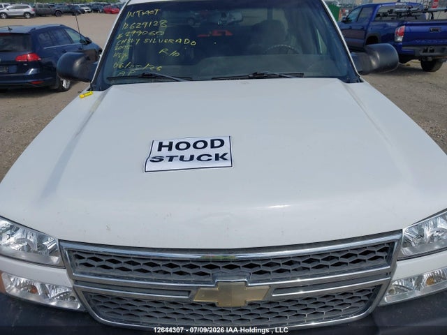 Продаж на аукціоні авто 2005 Chevrolet Silverado 3500 Ls/lt, vin: 1GCJK392X5E299060, номер лоту: 12644307