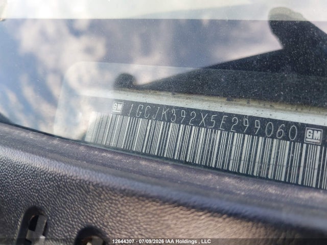 Продаж на аукціоні авто 2005 Chevrolet Silverado 3500 Ls/lt, vin: 1GCJK392X5E299060, номер лоту: 12644307