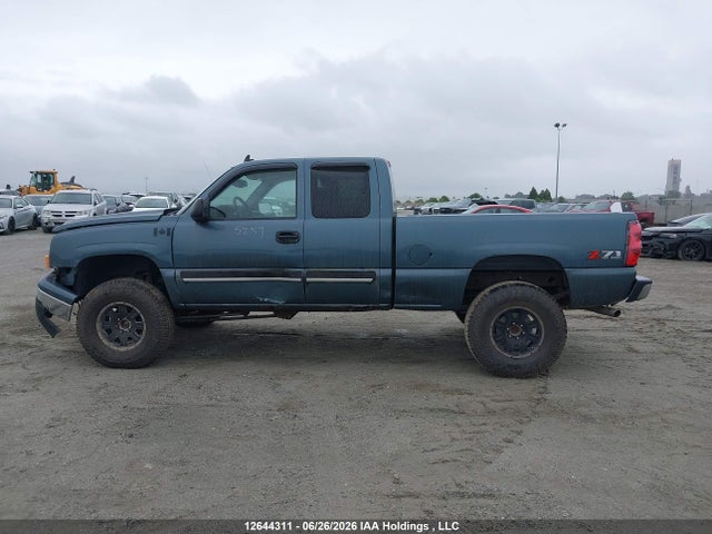 Продажа на аукционе авто 2007 Chevrolet Silverado K1500 Classic, vin: 1GCEK19B17Z157536, номер лота: 12644311