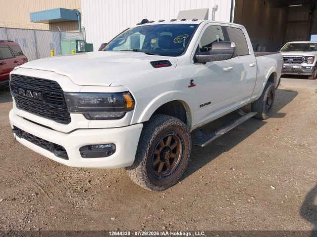 RAM 3500 Limited 2022 3C63R3SL1NG112781 Image 2