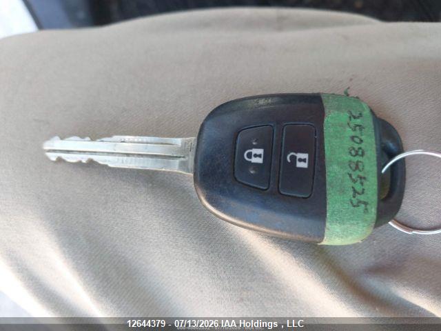 Toyota RAV4 LE 2015 2T3BFREV6FW339107 Image 12