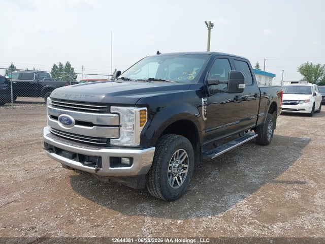 Ford F-350 Lariat 2019 1FT8W3B68KEE49047 Image 2