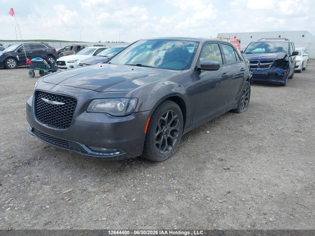 2C3CCAGG1JH250619 Chrysler 300 S