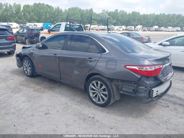 2015 Toyota Camry Hybrid/le/xle/se მანქანა იყიდება აუქციონზე, vin: 4T1BD1FK2FU145629, აუქციონის ნომერი: 12644405