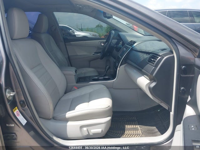 2015 Toyota Camry Hybrid/le/xle/se მანქანა იყიდება აუქციონზე, vin: 4T1BD1FK2FU145629, აუქციონის ნომერი: 12644405