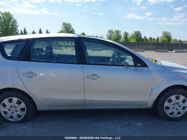 Продажа на аукционе авто 2011 Hyundai Elantra Touring Gl, vin: KMHDB8AE7BU099878, номер лота: 12620605