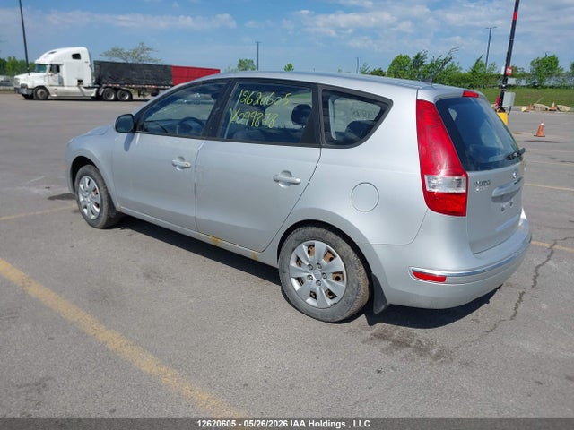 Продажа на аукционе авто 2011 Hyundai Elantra Touring Gl, vin: KMHDB8AE7BU099878, номер лота: 12620605