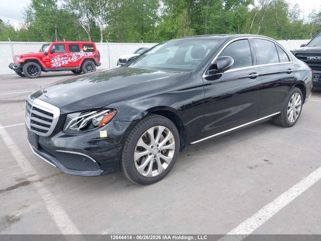 2017 Mercedes-benz E 300 4matic მანქანა იყიდება აუქციონზე, vin: WDDZF4KB9HA123142, აუქციონის ნომერი: 12644414