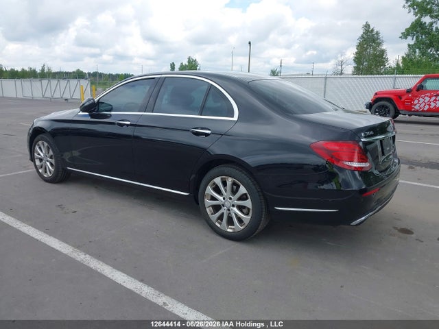 2017 Mercedes-benz E 300 4matic მანქანა იყიდება აუქციონზე, vin: WDDZF4KB9HA123142, აუქციონის ნომერი: 12644414