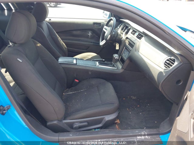 12644416 :رقم المزاد ، 1ZVBP8AM6C5278619 vin ، 2012 Ford Mustang V6/v6 Premium مزاد بيع