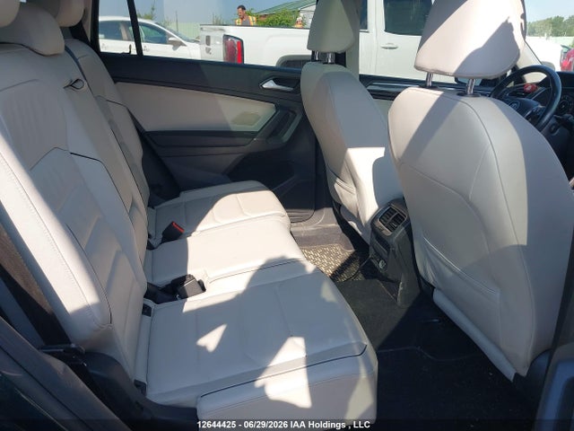 Aukcja sprzedaży 2018 Volkswagen Tiguan Highline, vin: 3VV4B7AX1JM055329, numer aukcji: 12644425