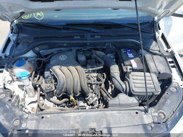 3VW2K7AJ2EM421805 Volkswagen Jetta 2.0l Trendline+