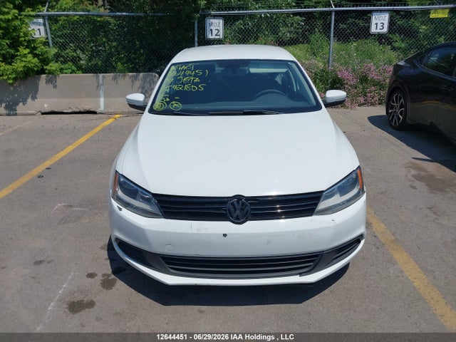 3VW2K7AJ2EM421805 Volkswagen Jetta 2.0l Trendline+