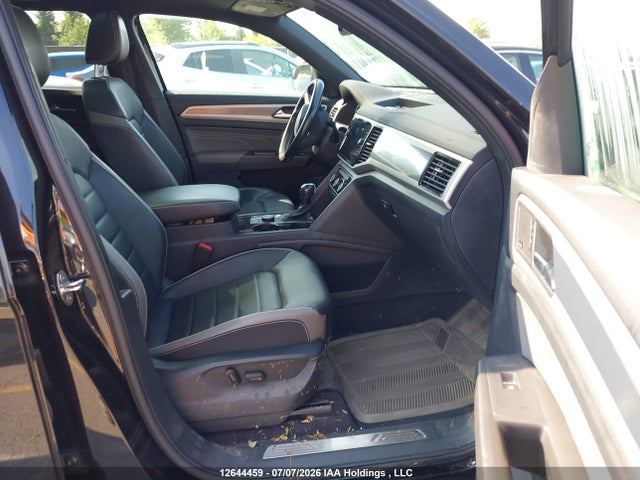 1V2FE2CA8NC221362 Volkswagen Atlas Cross Sport 3.6 Fsi Execline