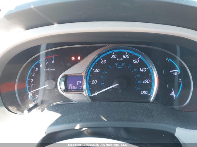 2011 Toyota Sienna Xle 7 Passenger მანქანა იყიდება აუქციონზე, vin: 5TDYK3DC1BS165316, აუქციონის ნომერი: 12644469