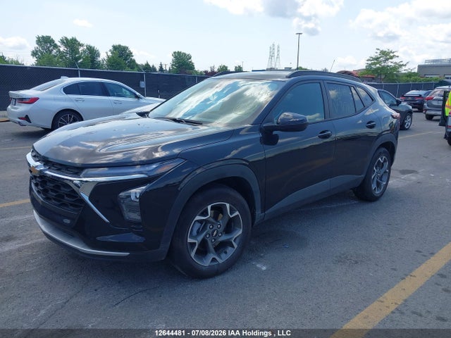 Chevrolet TRAX 1LT 2025 KL77LHE24SC317163 Image 2