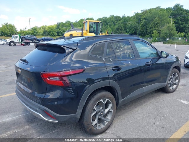 Chevrolet TRAX 1LT 2025 KL77LHE24SC317163 Image 4