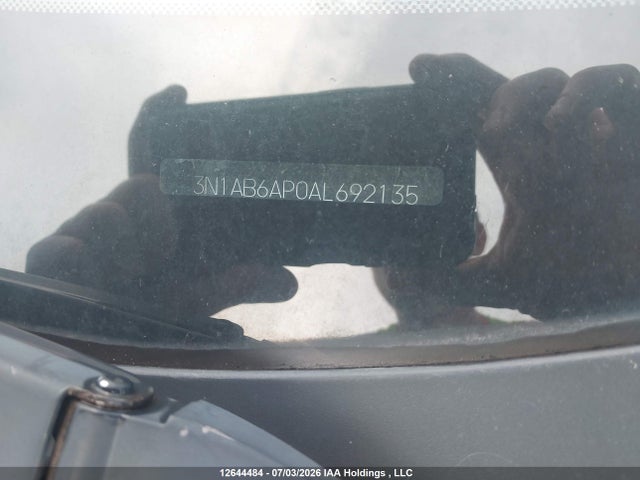 2010 Nissan Sentra 2.0/2.0s/sr/2.0sl მანქანა იყიდება აუქციონზე, vin: 3N1AB6AP0AL692135, აუქციონის ნომერი: 12644484