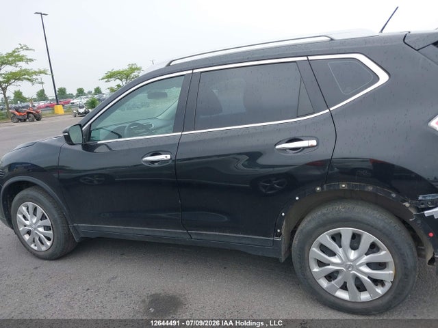 5N1AT2MV6FC866592 Nissan Rogue