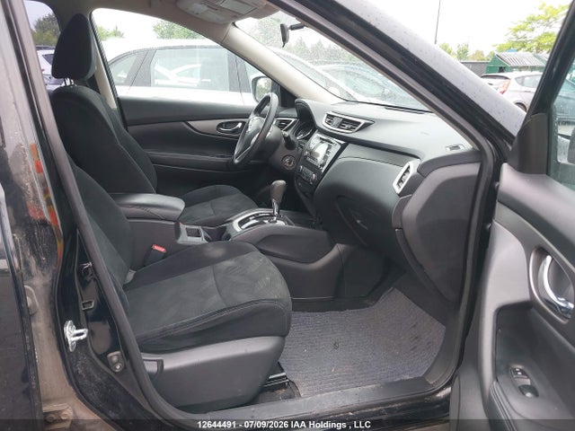 5N1AT2MV6FC866592 Nissan Rogue