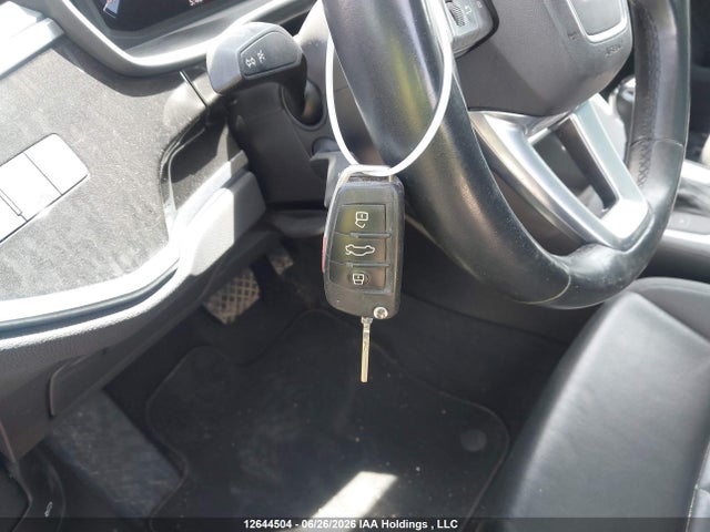 12644504 :رقم المزاد ، WA1AUCF38M1072537 vin ، 2021 Audi Q3 40 Komfort مزاد بيع