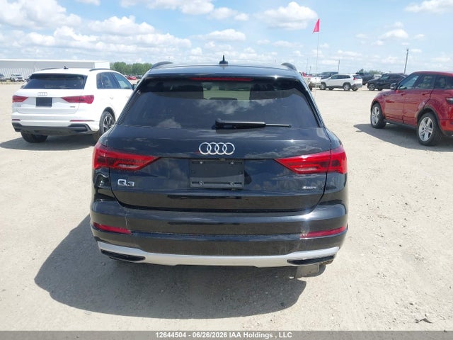 12644504 :رقم المزاد ، WA1AUCF38M1072537 vin ، 2021 Audi Q3 40 Komfort مزاد بيع