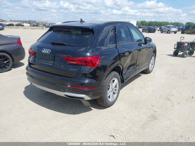 12644504 :رقم المزاد ، WA1AUCF38M1072537 vin ، 2021 Audi Q3 40 Komfort مزاد بيع