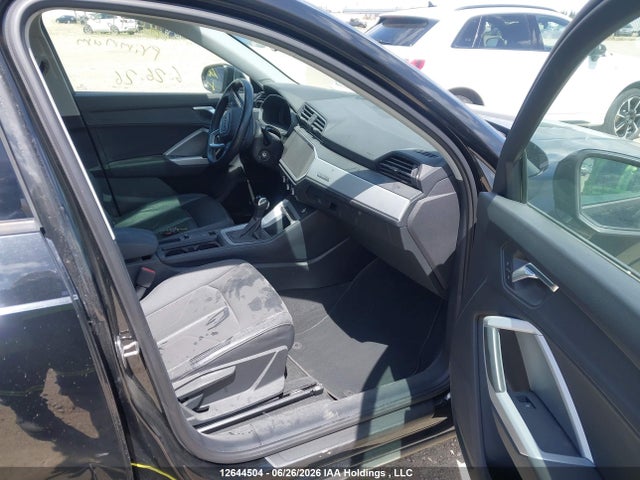 12644504 :رقم المزاد ، WA1AUCF38M1072537 vin ، 2021 Audi Q3 40 Komfort مزاد بيع
