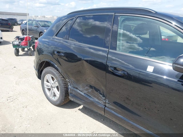 12644504 :رقم المزاد ، WA1AUCF38M1072537 vin ، 2021 Audi Q3 40 Komfort مزاد بيع