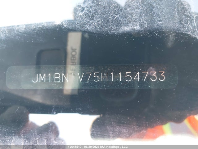 JM1BN1V75H1154733 Mazda MAZDA3