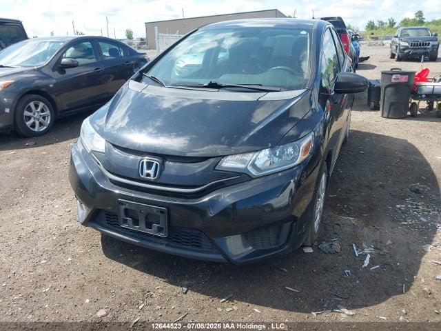 Продажа на аукционе авто 2015 Honda Fit, vin: 3HGGK5H5XFM109255, номер лота: 12644523