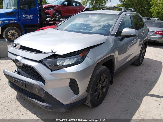 Toyota RAV4 LE 2019 2T3B1RFV9KC023726 Image 2
