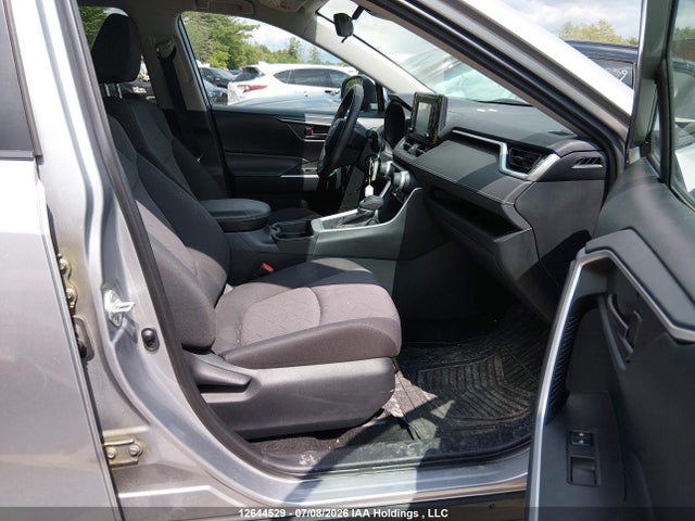 Toyota RAV4 LE 2019 2T3B1RFV9KC023726 Image 5