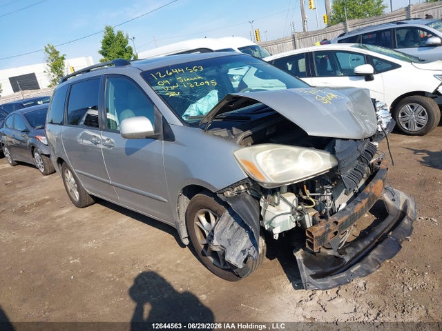 2004 Toyota Sienna Xle/xle Limited მანქანა იყიდება აუქციონზე, vin: 5TDZA22C14S132095, აუქციონის ნომერი: 12644563
