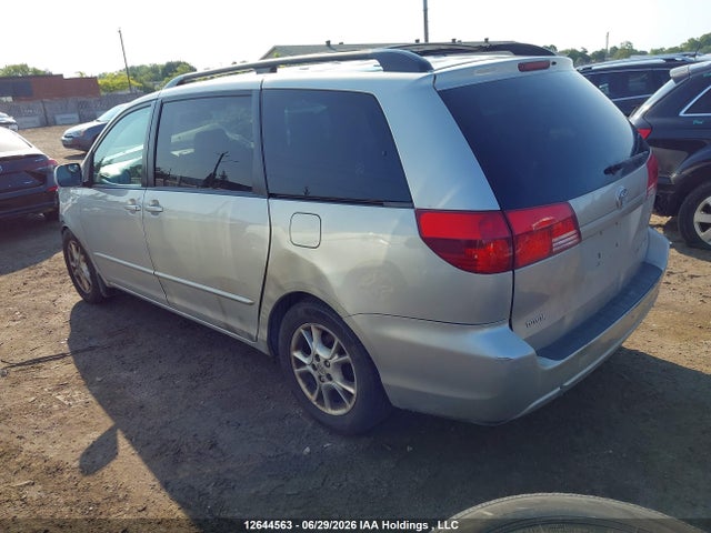 2004 Toyota Sienna Xle/xle Limited მანქანა იყიდება აუქციონზე, vin: 5TDZA22C14S132095, აუქციონის ნომერი: 12644563