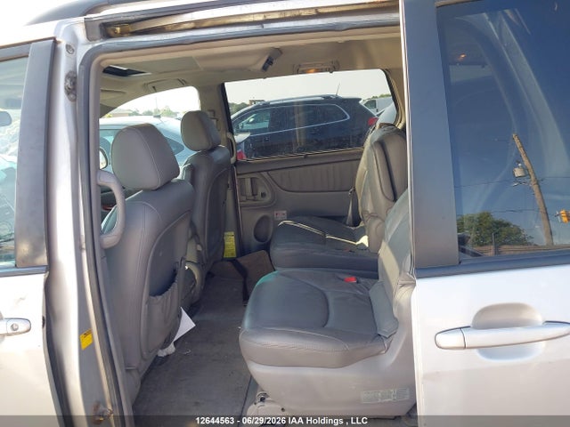 2004 Toyota Sienna Xle/xle Limited მანქანა იყიდება აუქციონზე, vin: 5TDZA22C14S132095, აუქციონის ნომერი: 12644563