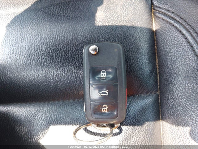 2011 Volkswagen Tiguan S/se/sel მანქანა იყიდება აუქციონზე, vin: WVGBV7AXXBW557556, აუქციონის ნომერი: 12644624