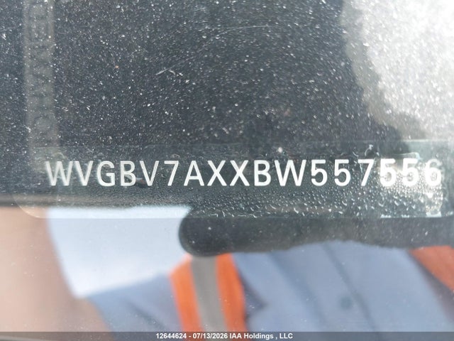 2011 Volkswagen Tiguan S/se/sel მანქანა იყიდება აუქციონზე, vin: WVGBV7AXXBW557556, აუქციონის ნომერი: 12644624
