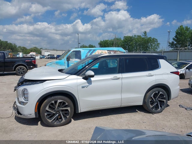 Продаж на аукціоні авто 2023 Mitsubishi Outlander Phev Gt, vin: JA4T5VA9XPZ622078, номер лоту: 12644642