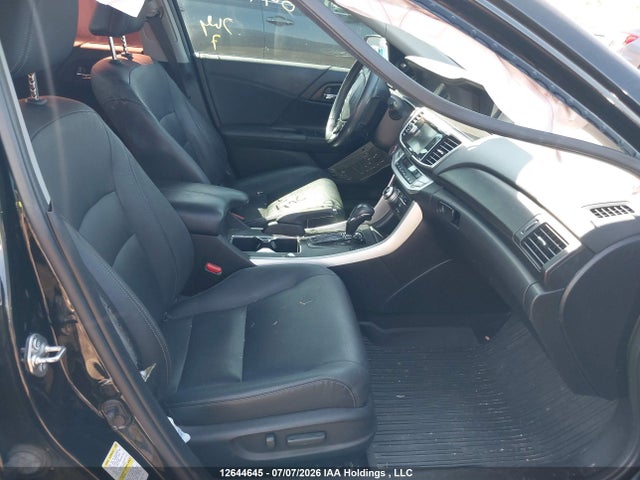 Honda Accord Touring 2014 1HGCR2F90EA811420 Image 5