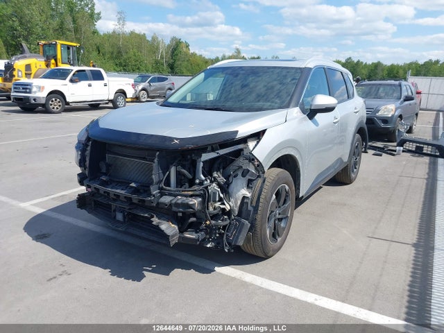 JN8BT3BB5SW426917 Nissan Rogue 60th Anniversary Edition/sv Moonroof