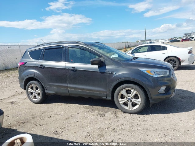 12637699 :رقم المزاد ، 1FMCU9GD9HUB70193 vin ، 2017 Ford Escape Se مزاد بيع