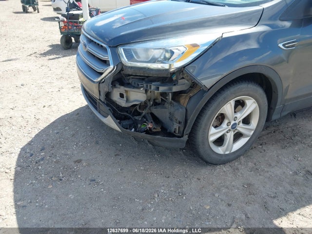 12637699 :رقم المزاد ، 1FMCU9GD9HUB70193 vin ، 2017 Ford Escape Se مزاد بيع